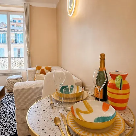 La - Cosy En Plein Centre De Cannes